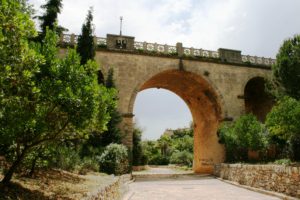VILLA CASTELLI - Ponte in Gravina